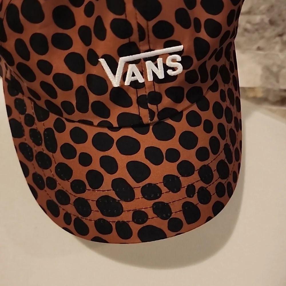 VANS BASKETBALL HAT ANIMAL PRINT BROWN/BLACK ONE SIZE ,PRE-OWNED - Picture 2 of 6